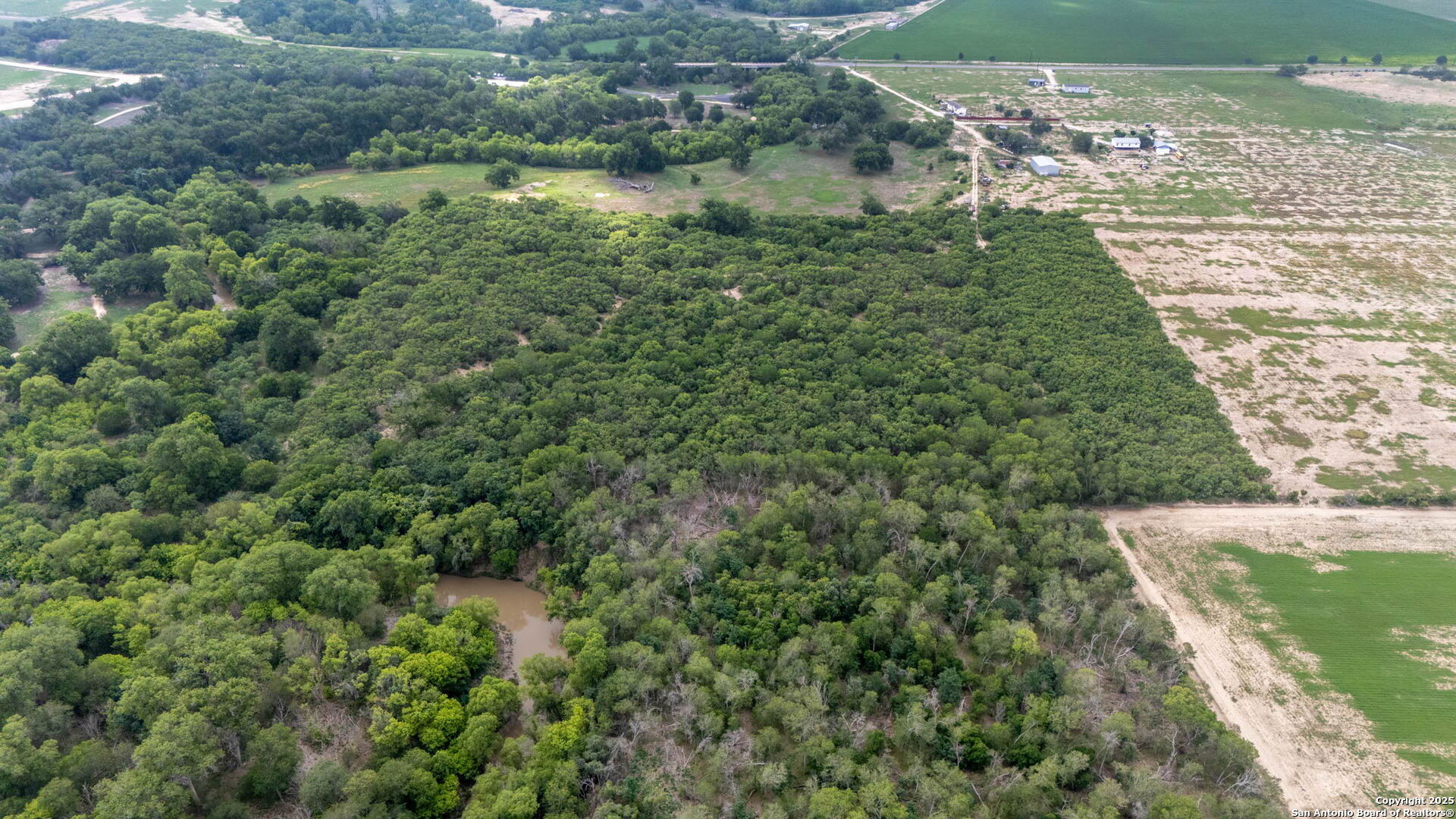 main property photo 15