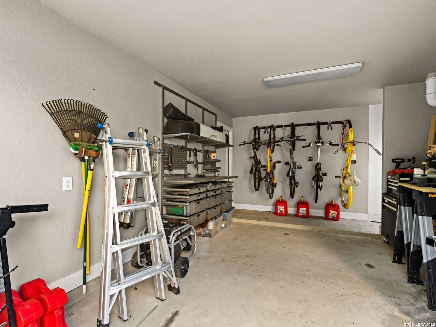 main property photo 67