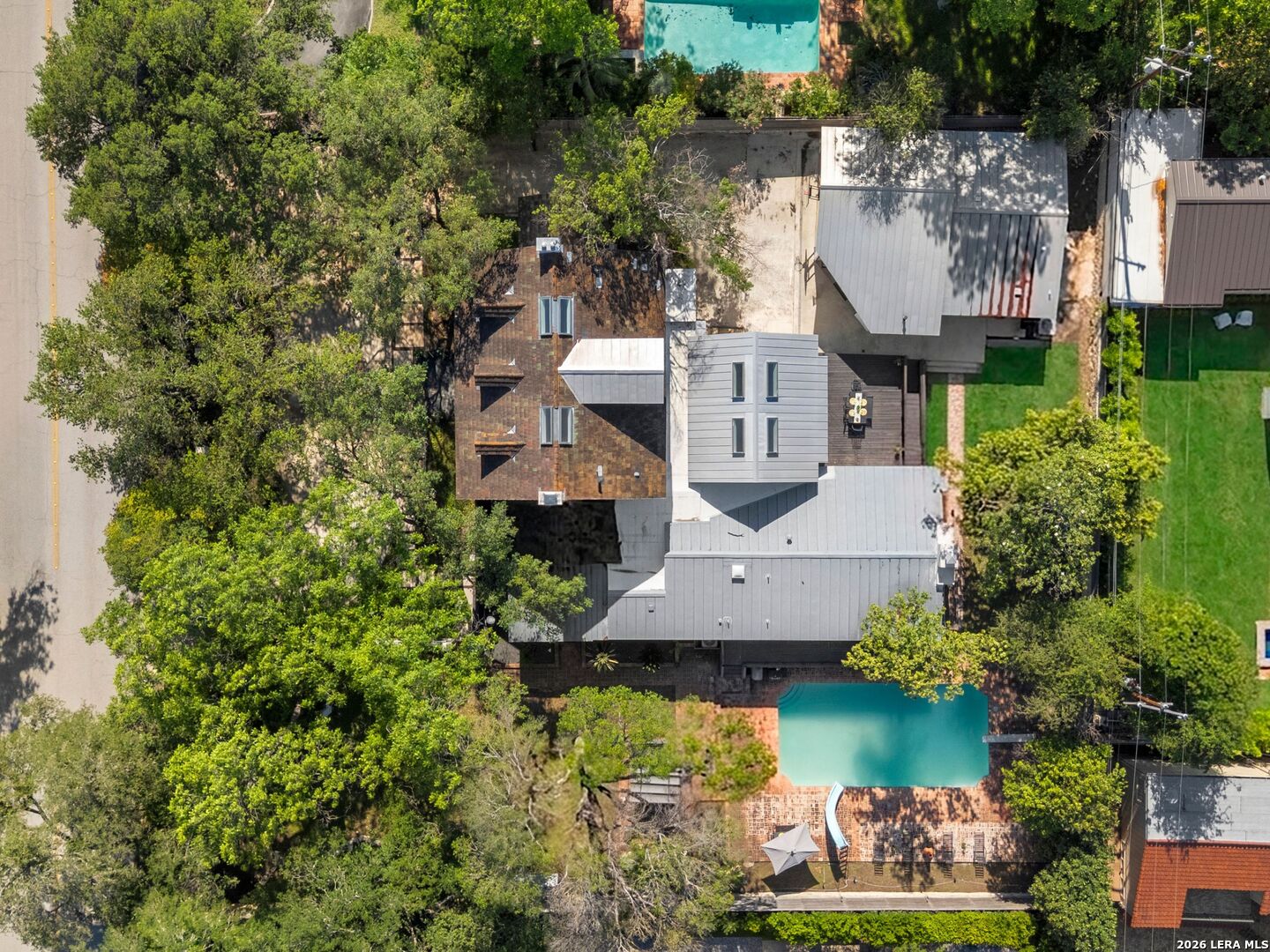 main property photo 70