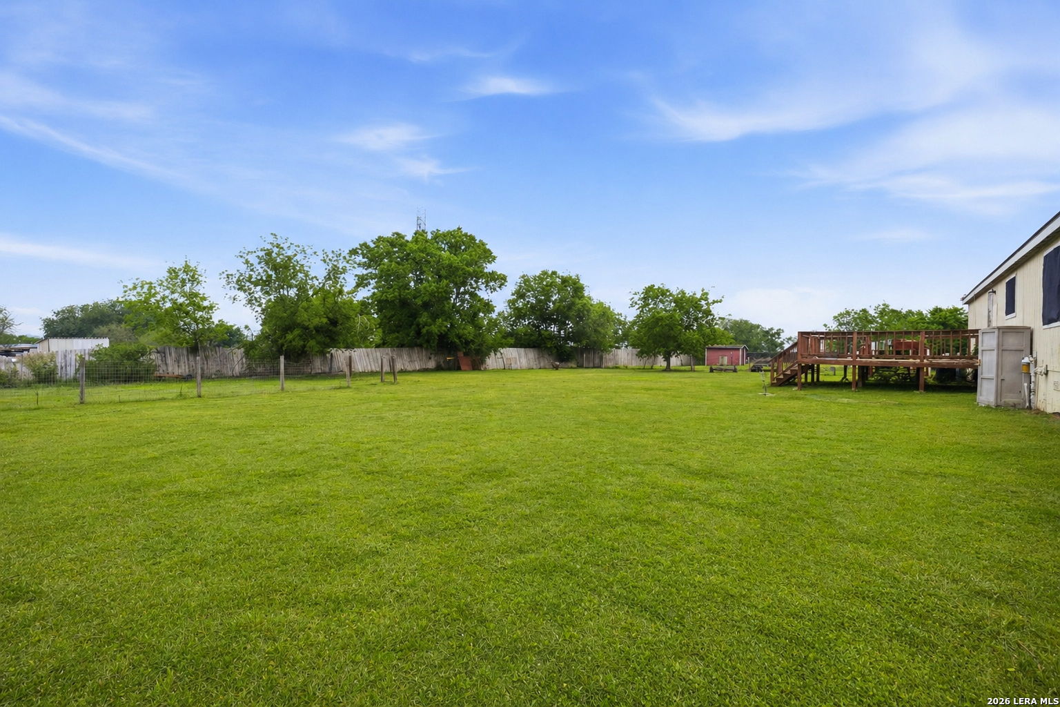 main property photo 31