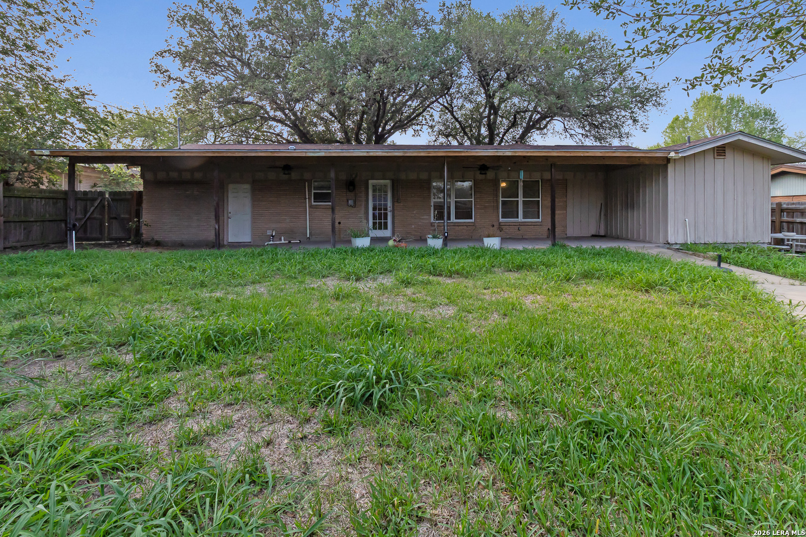 main property photo 24