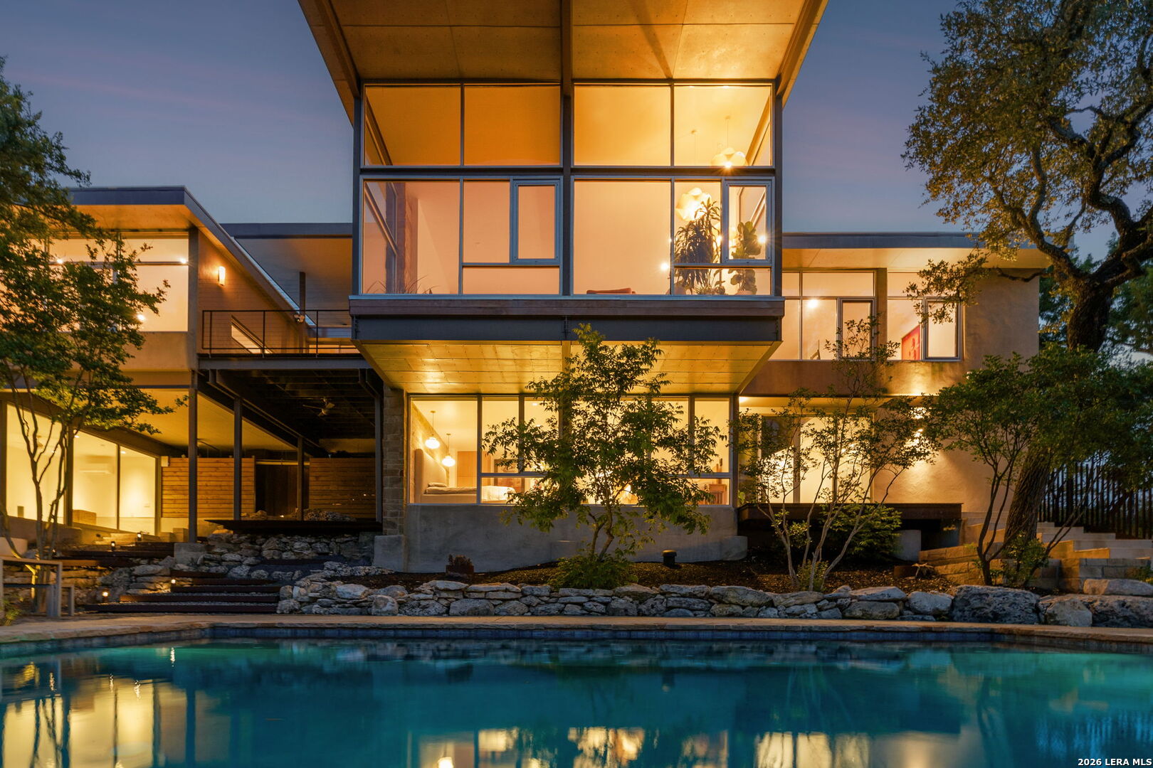 main property photo 50