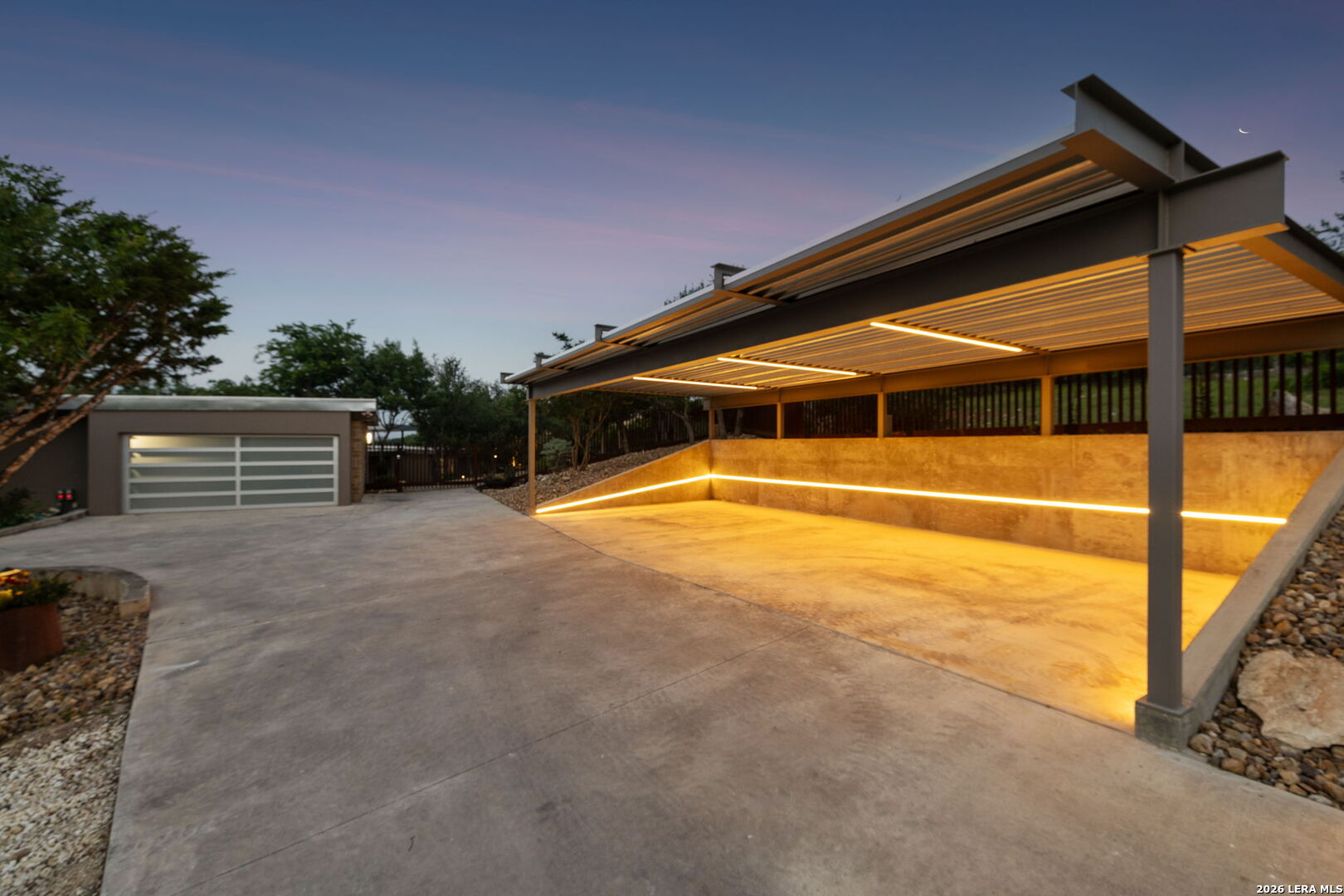 main property photo 61