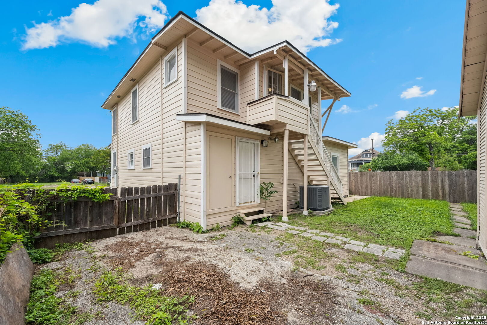 main property photo 10