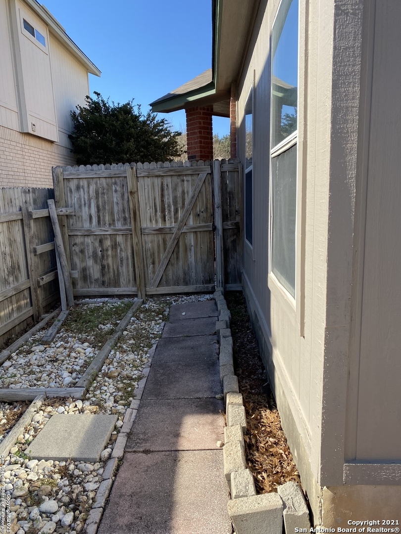 main property photo 24