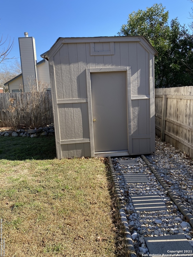main property photo 26