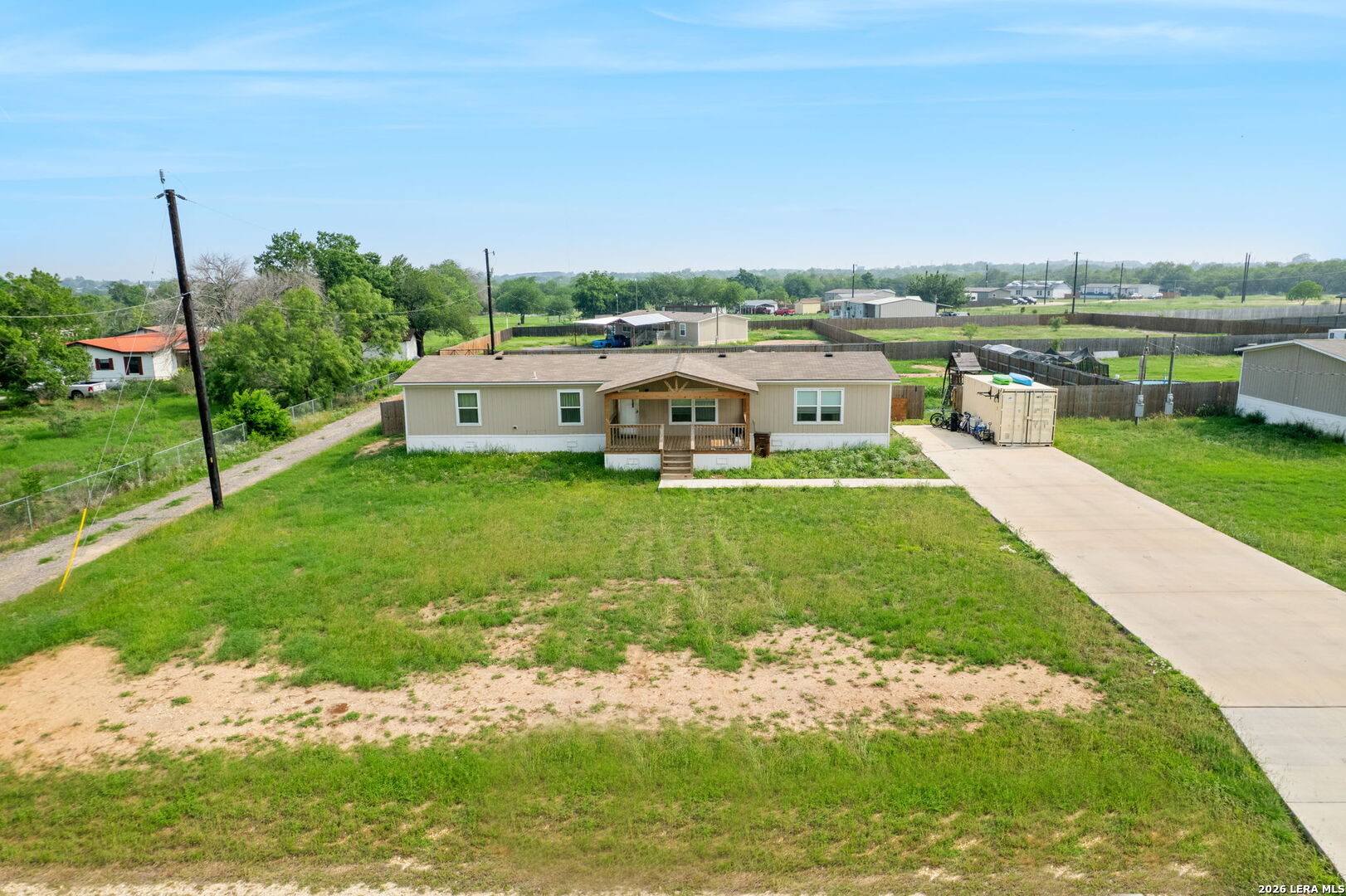 main property photo 19