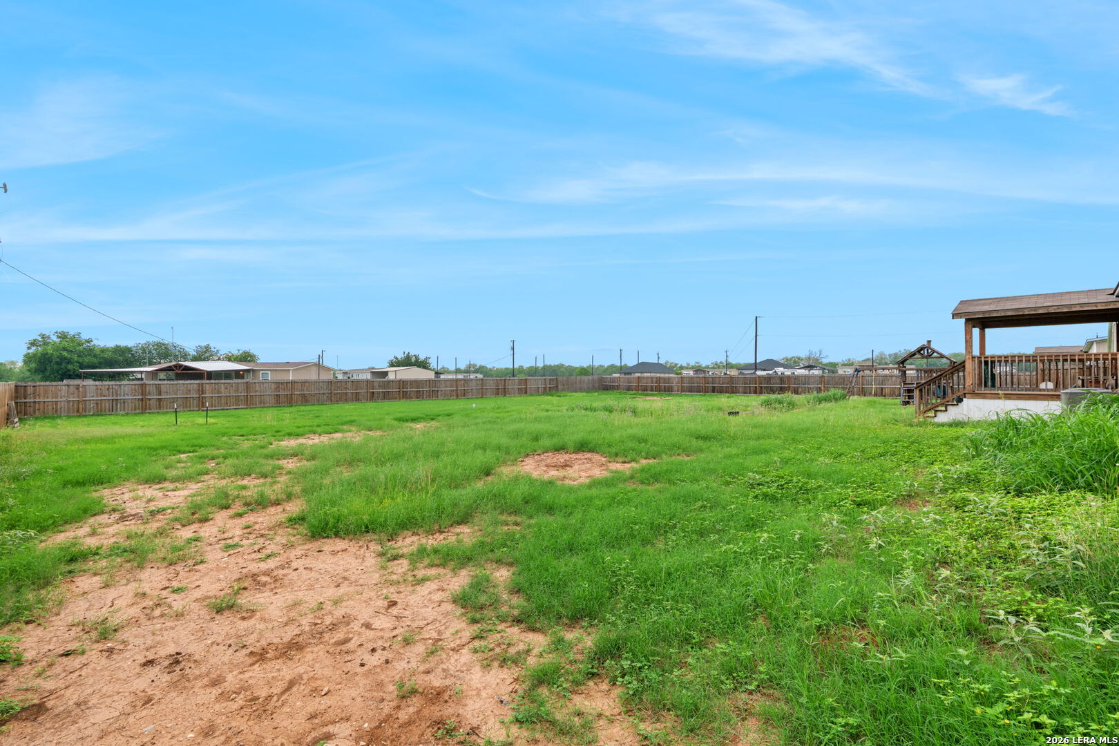 main property photo 23