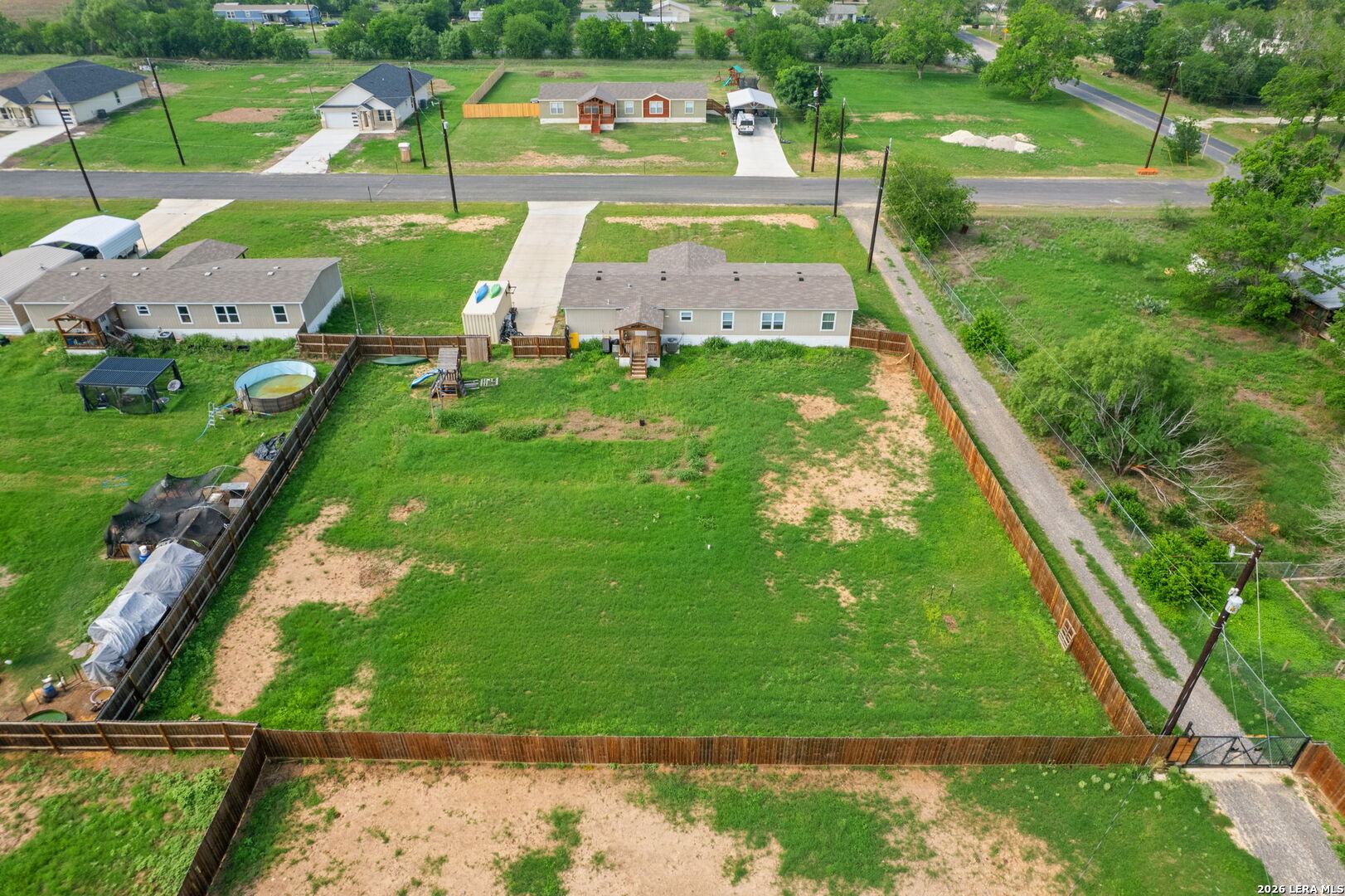 main property photo 26