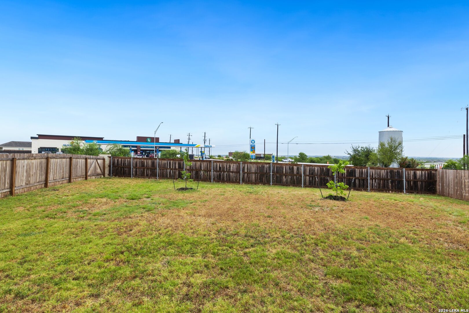 main property photo 45