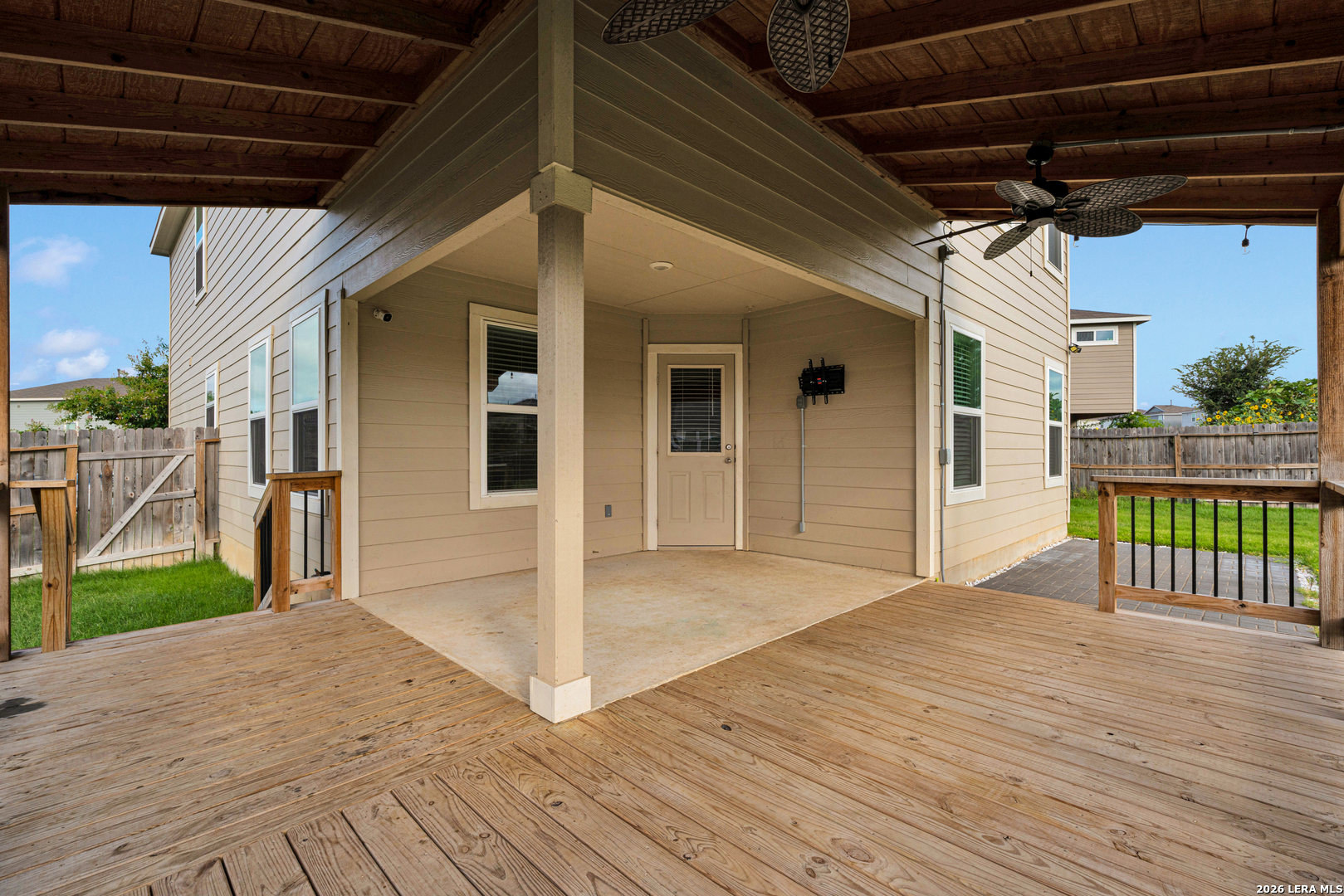 main property photo 21