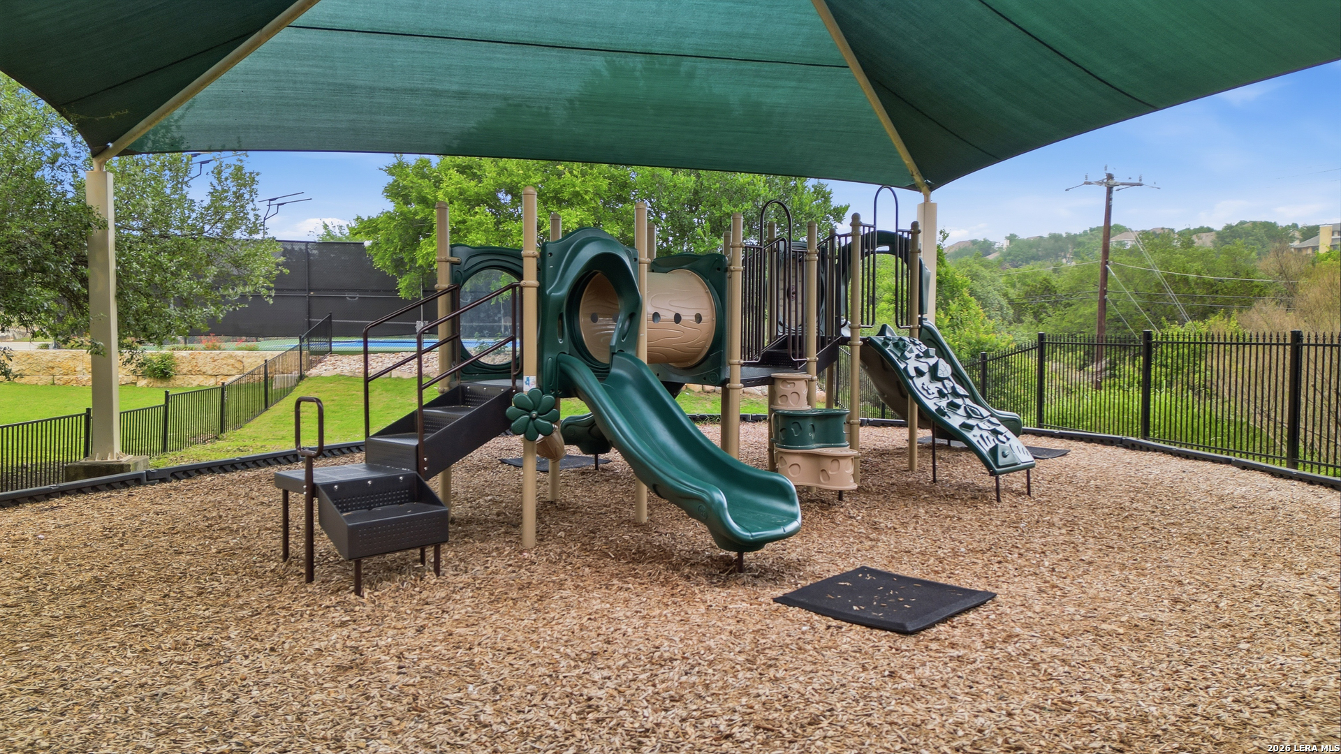 main property photo 47