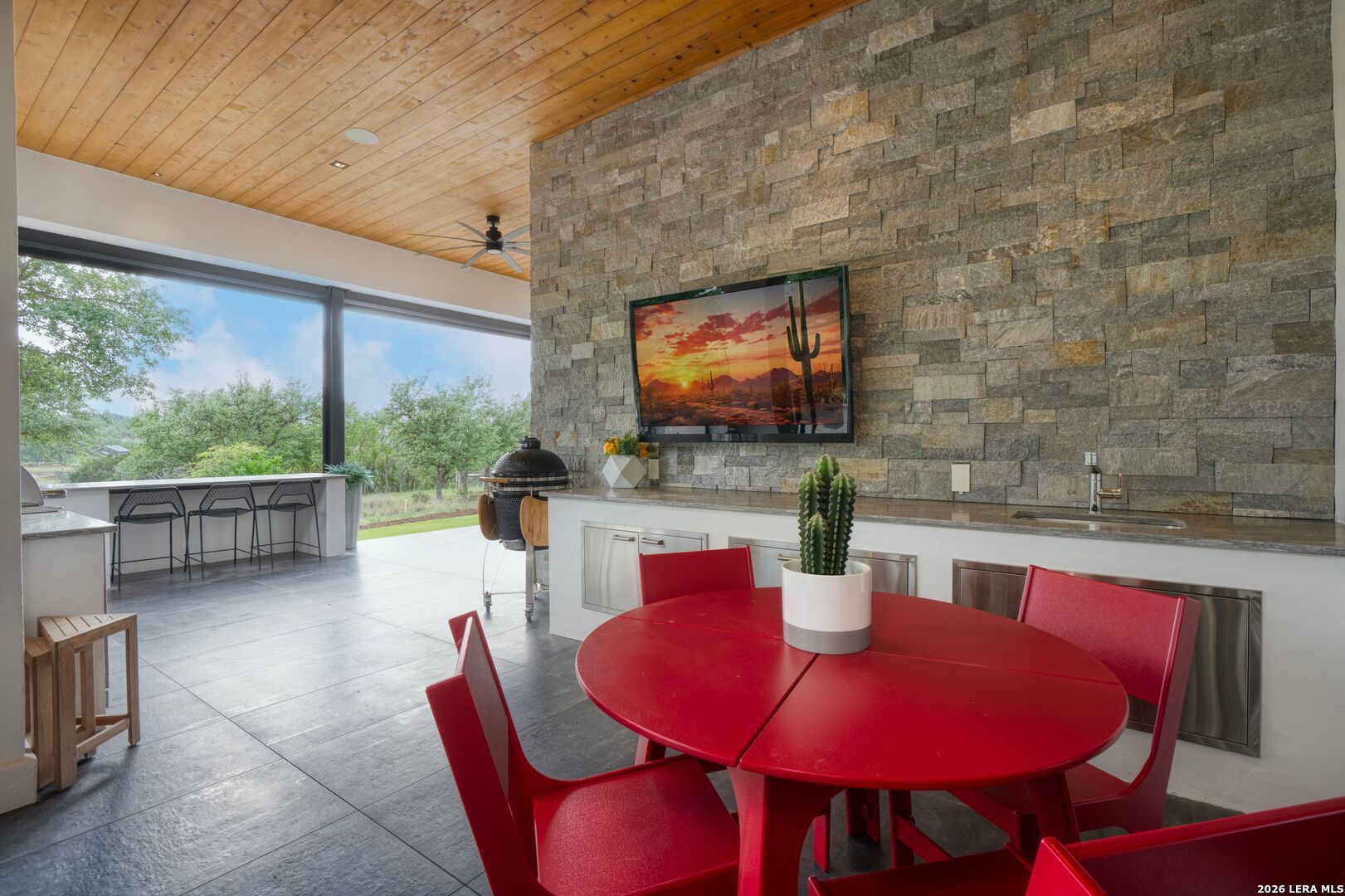 main property photo 66