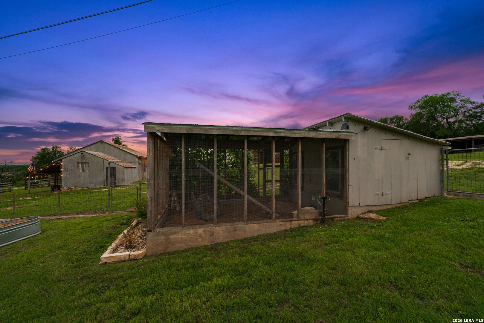main property photo 31