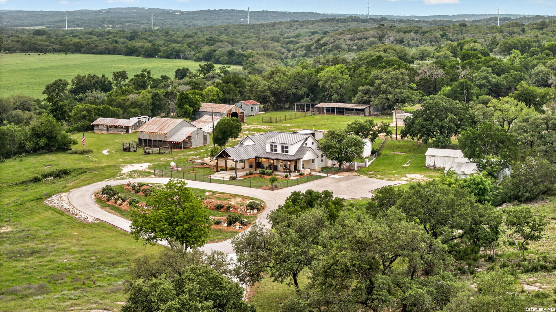main property photo 39