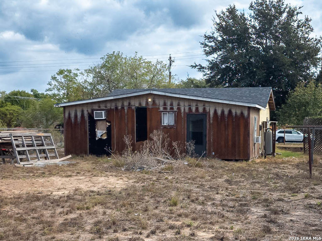 main property photo 8