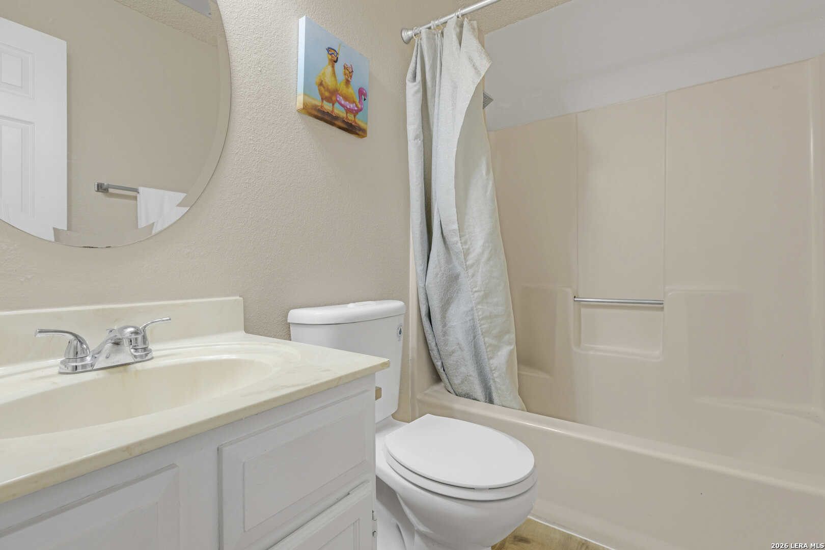 property viewer photo 12