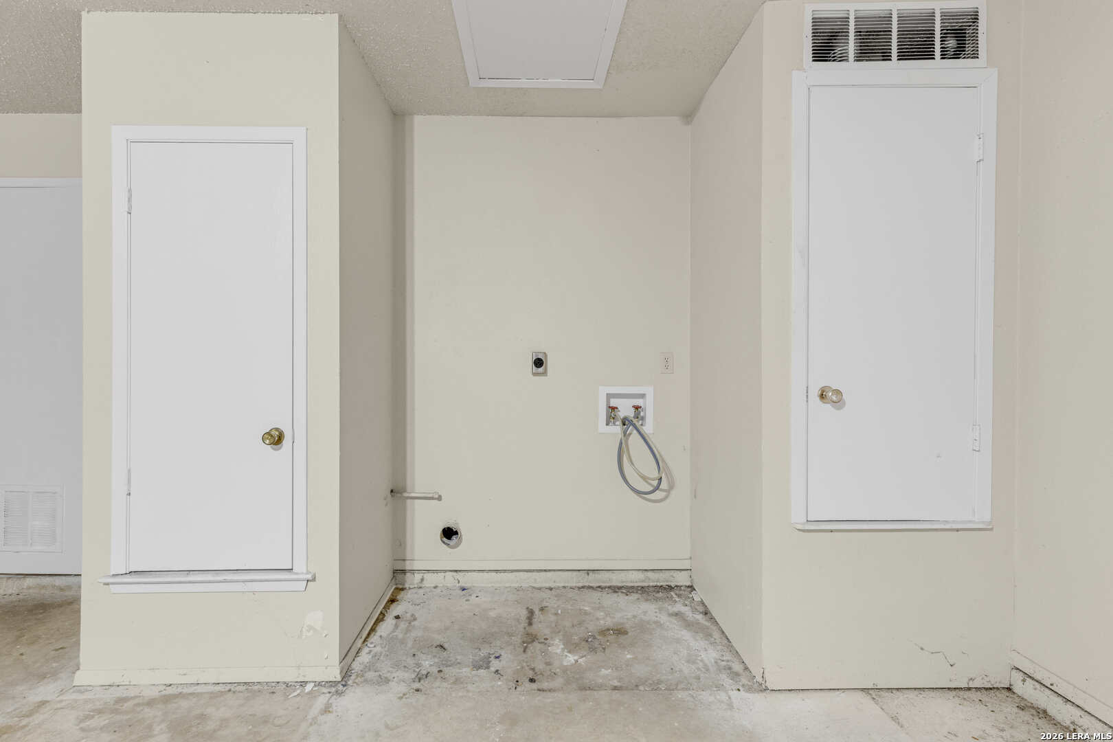 property viewer photo 15