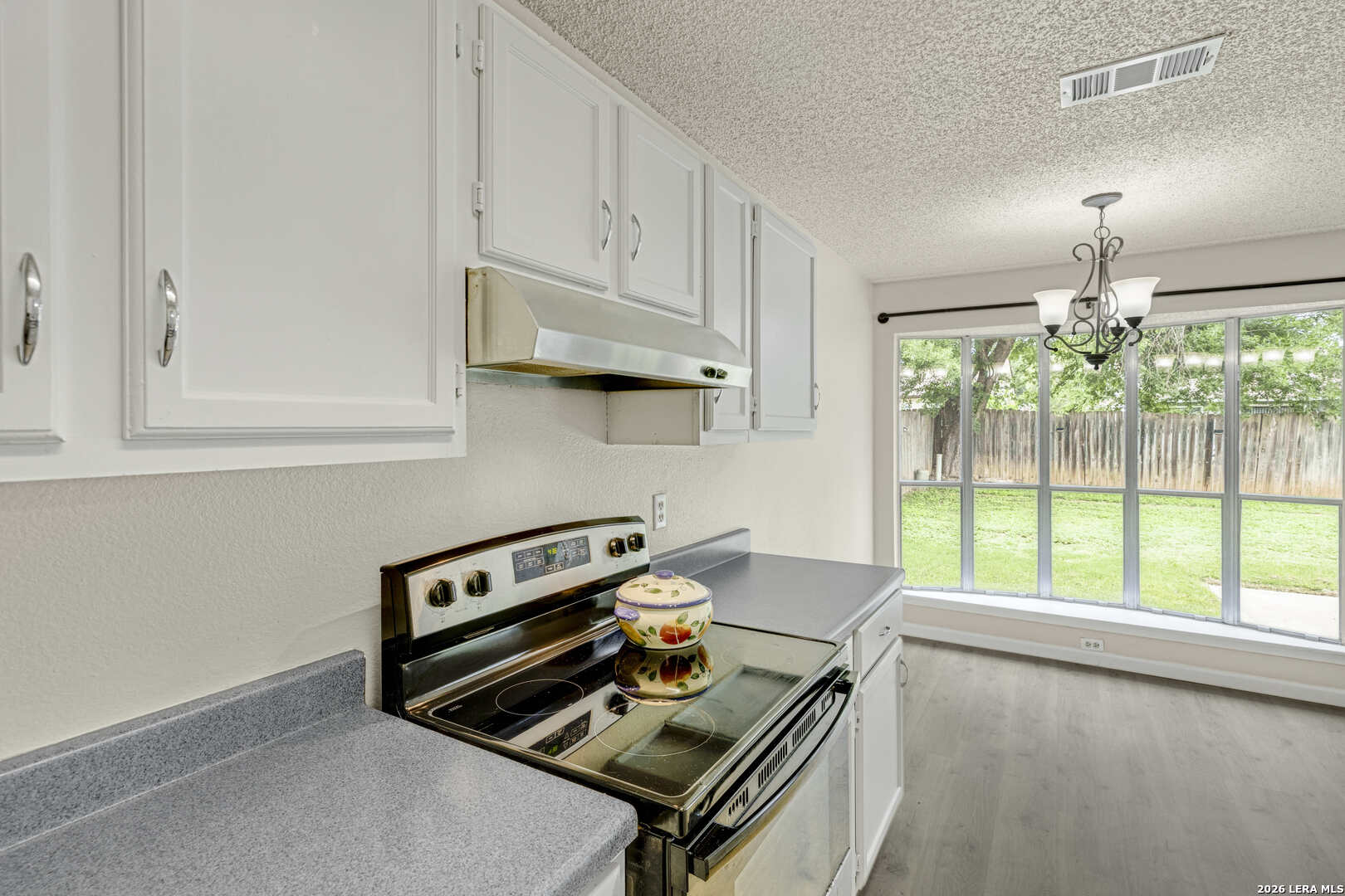 property viewer photo 5