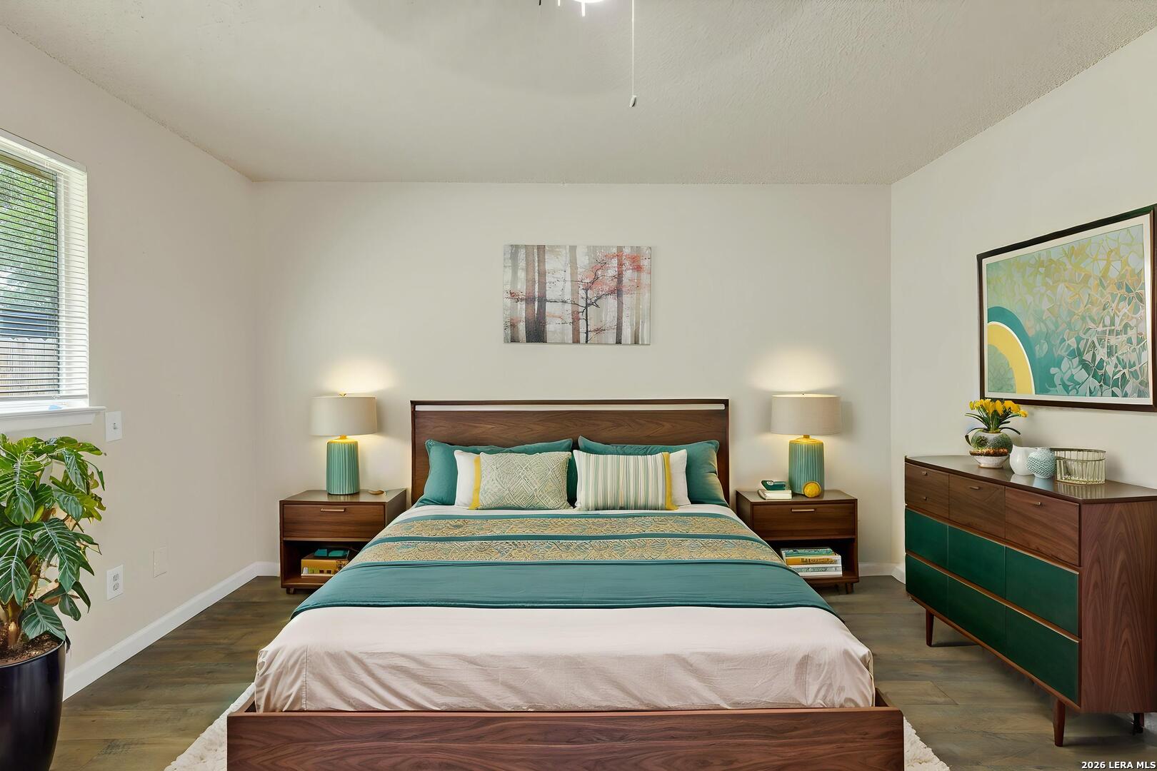 property viewer photo 7