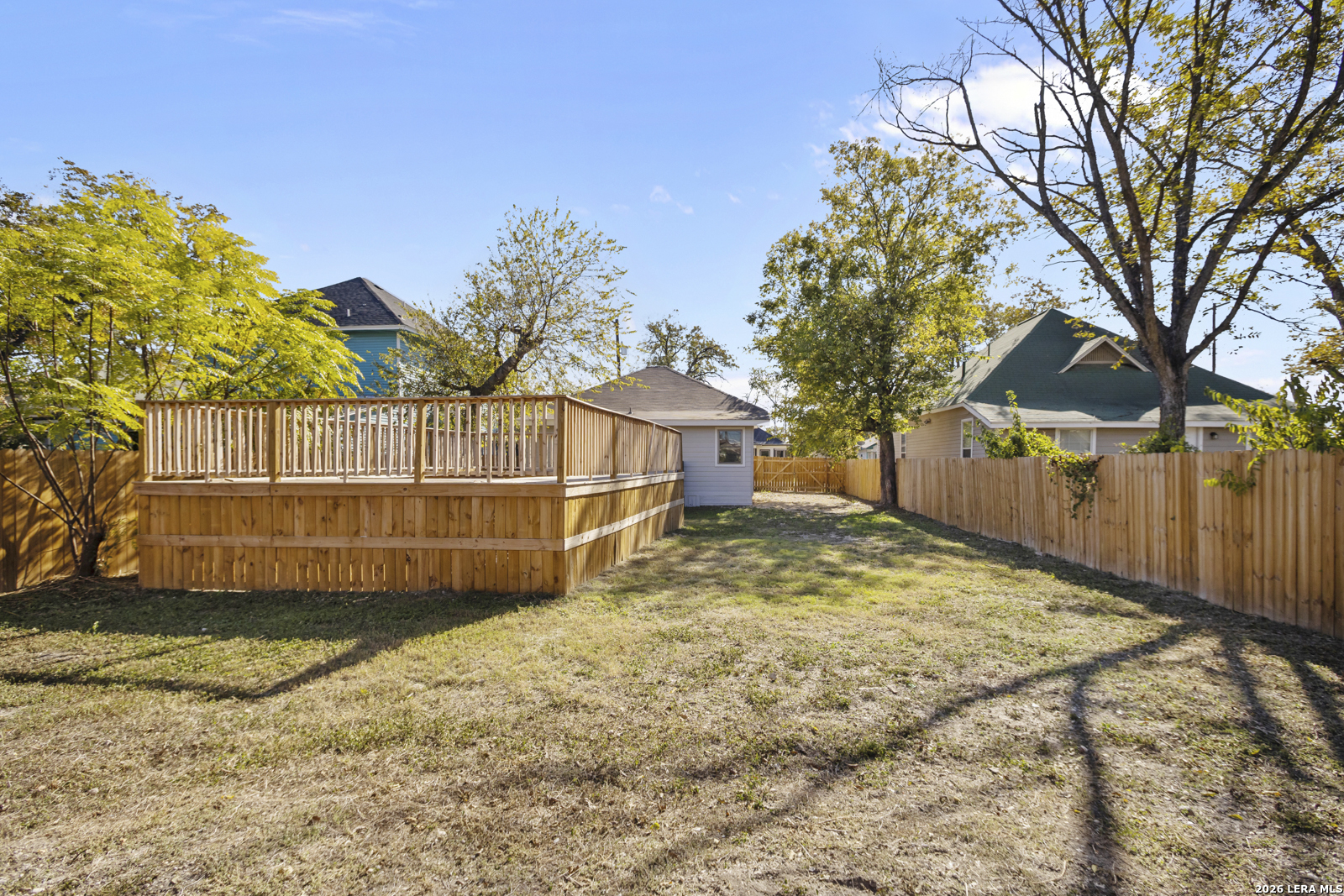 main property photo 22