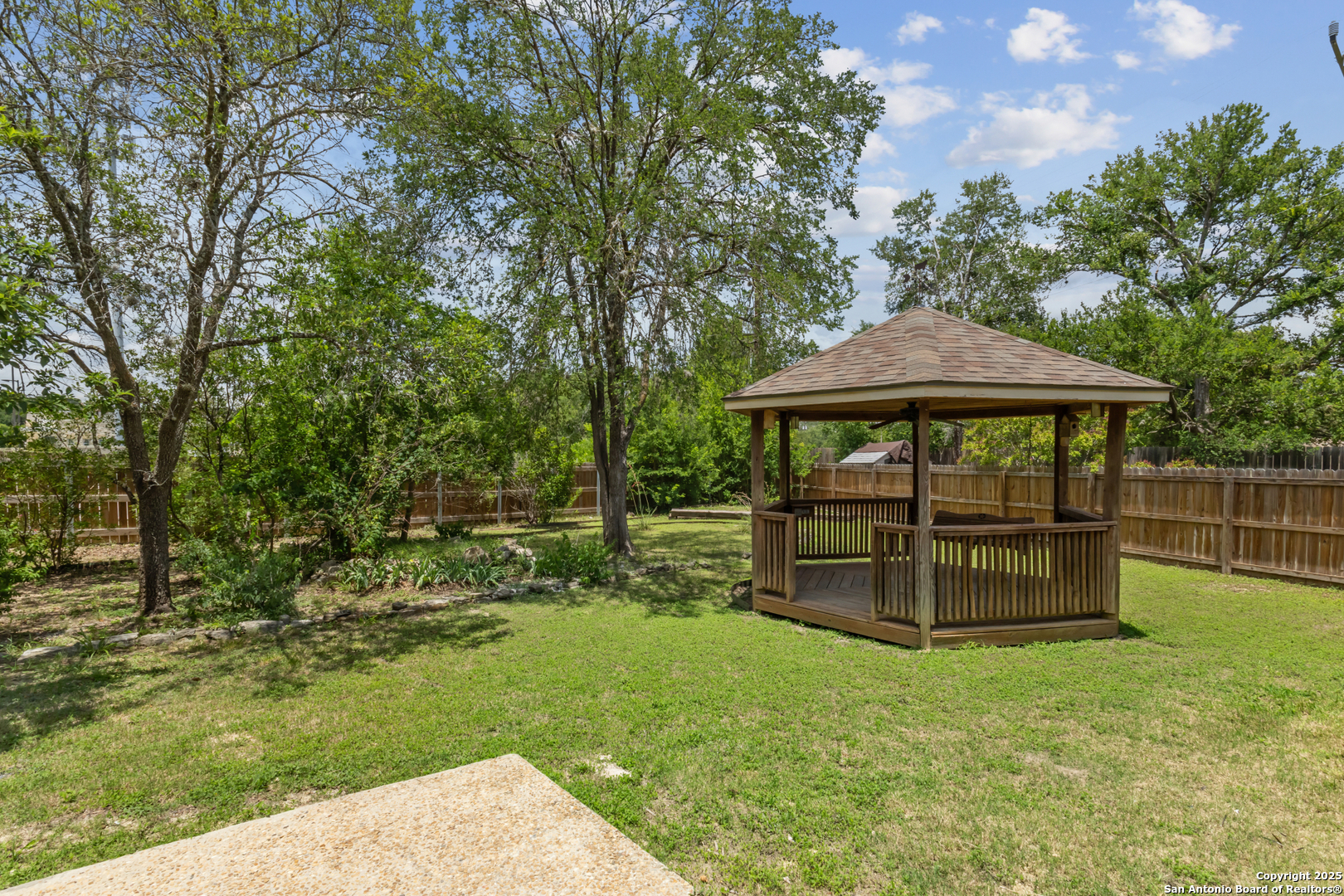 main property photo 43