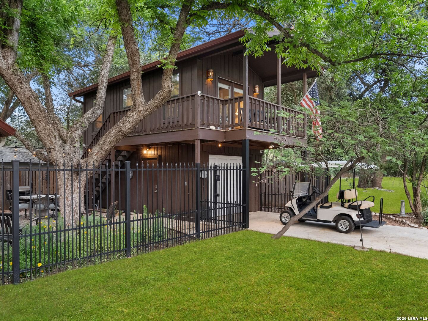 main property photo 31