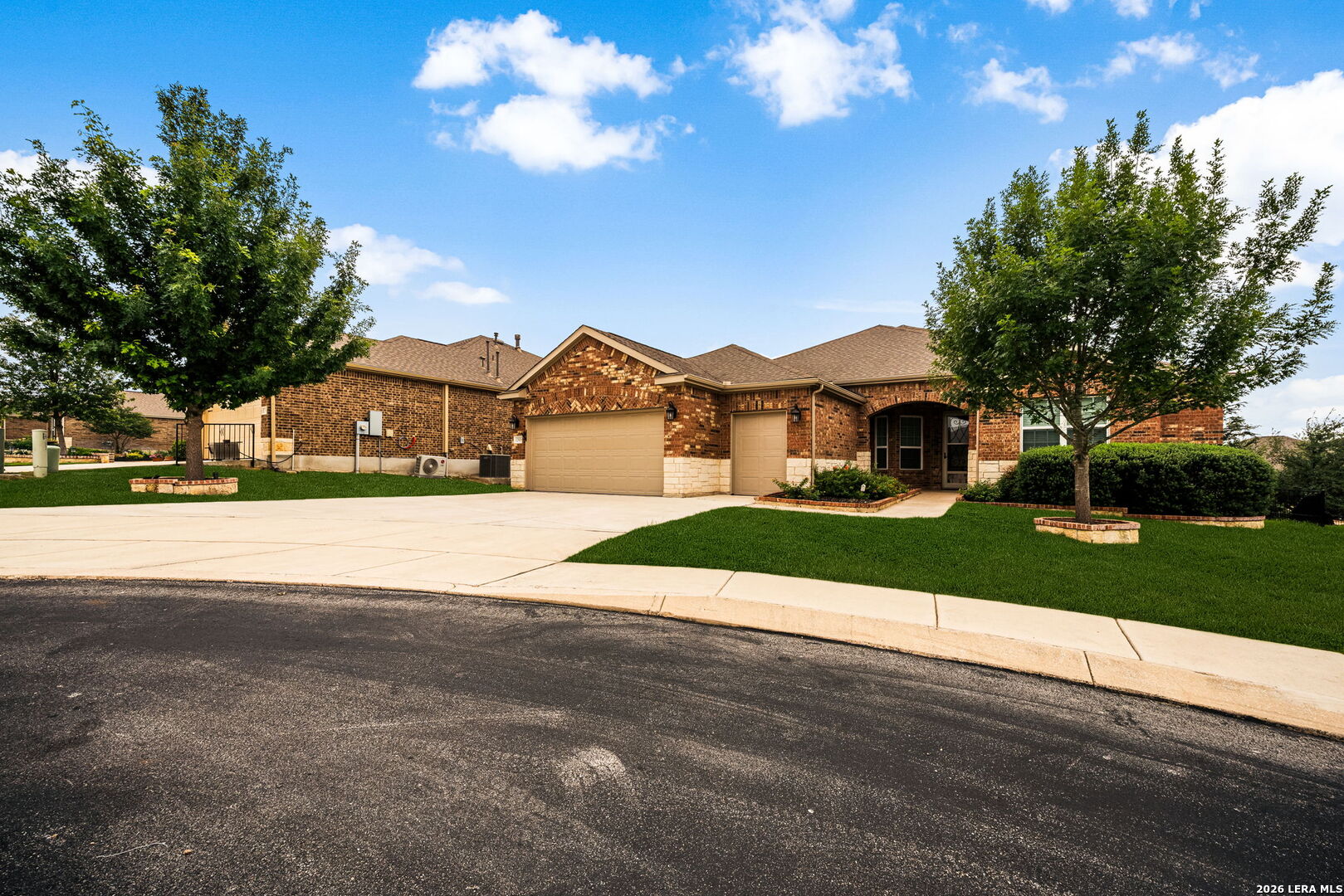 property viewer photo 1