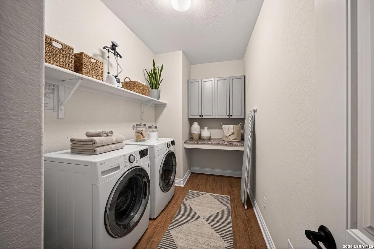 property viewer photo 31