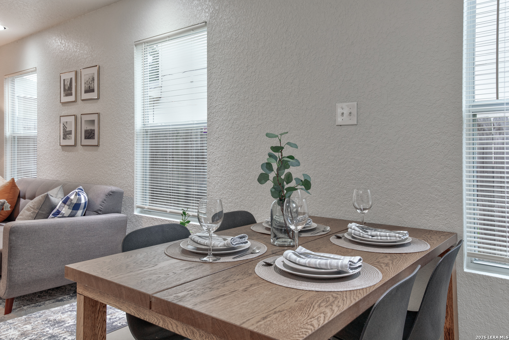 property viewer photo 10