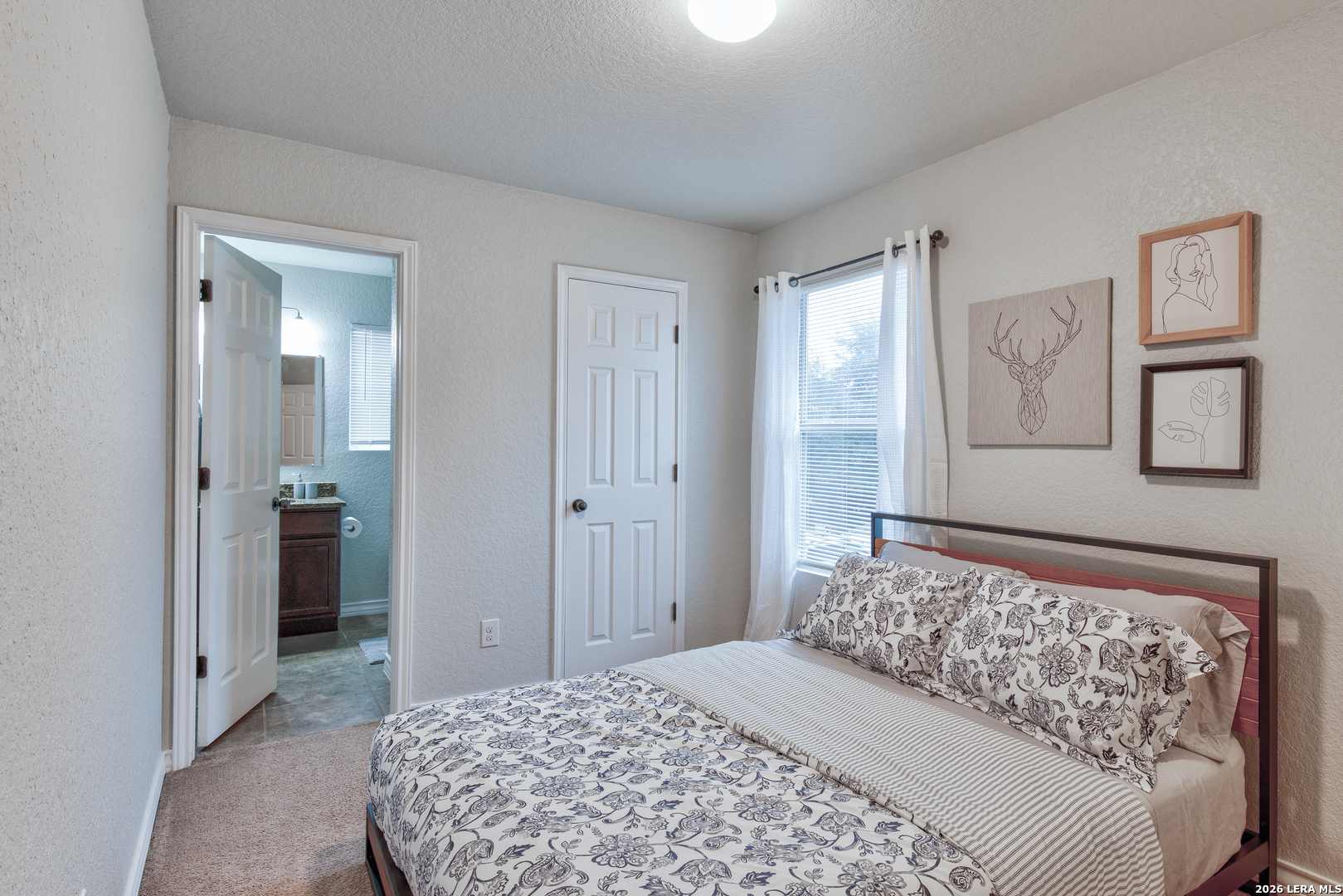 property viewer photo 20