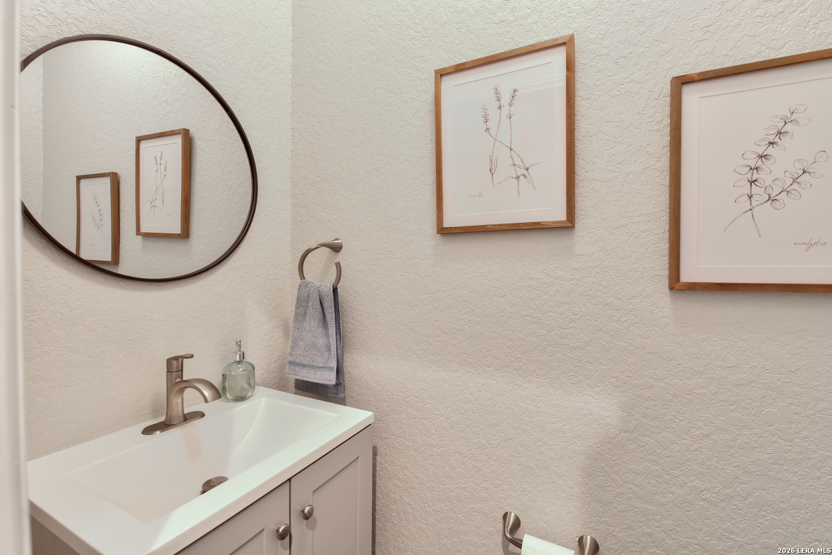 property viewer photo 6