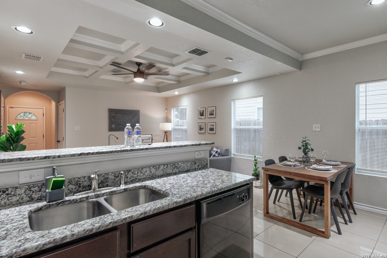 property viewer photo 9