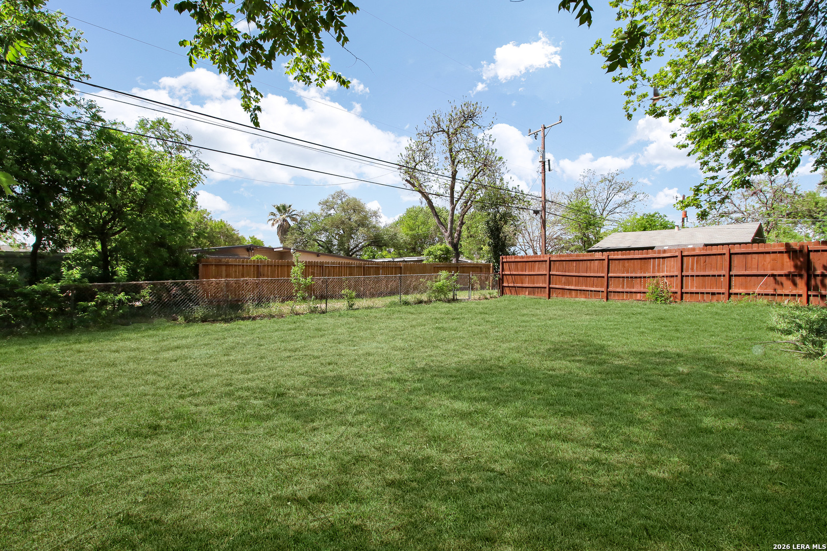 property viewer photo 21