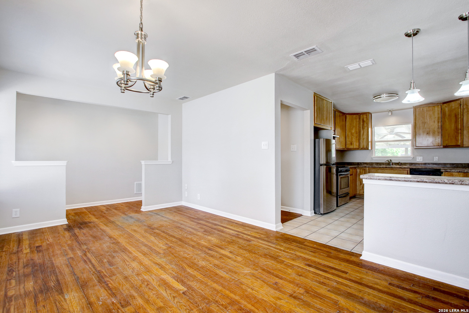 property viewer photo 5