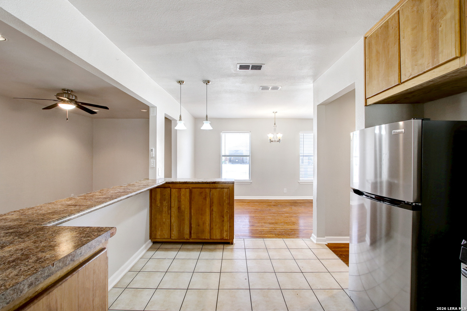 property viewer photo 9