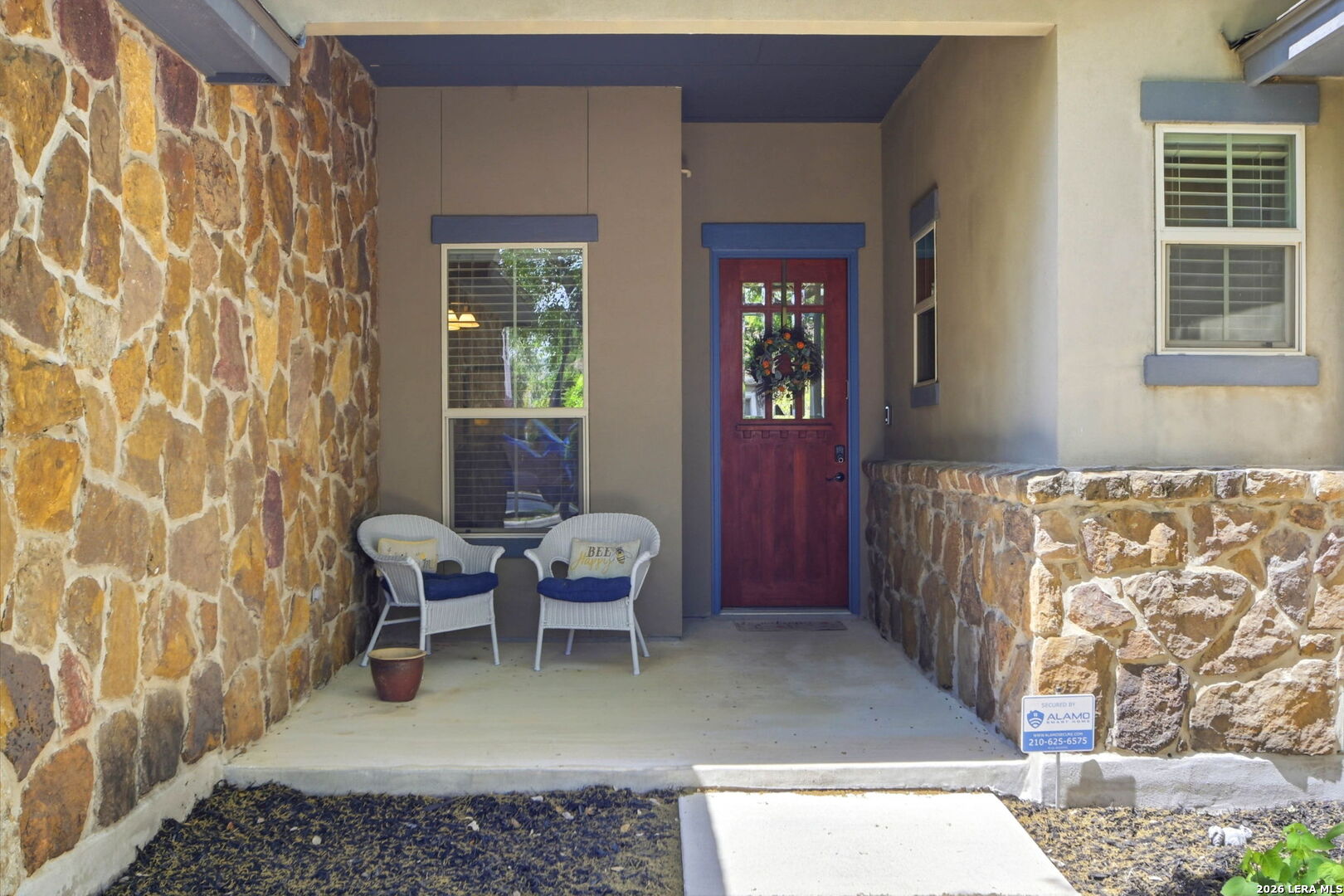 main property photo 23