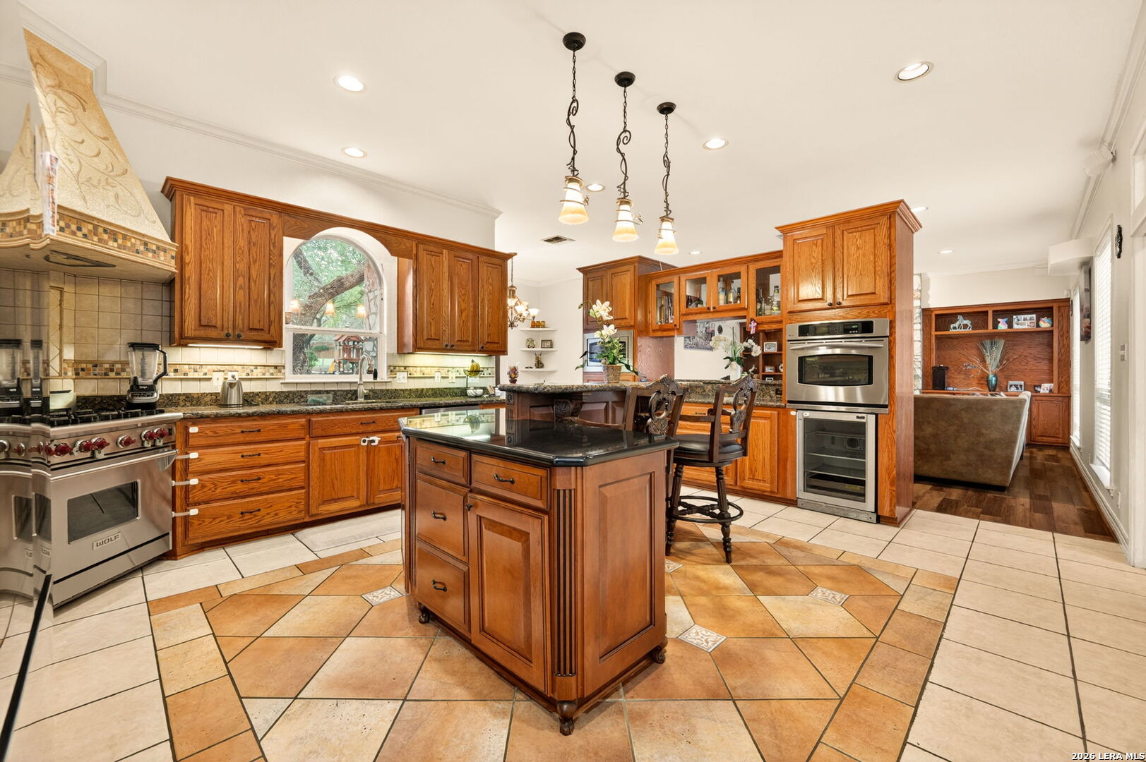 main property photo 17