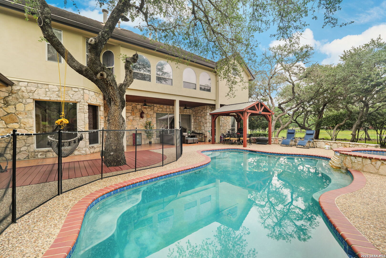 main property photo 59