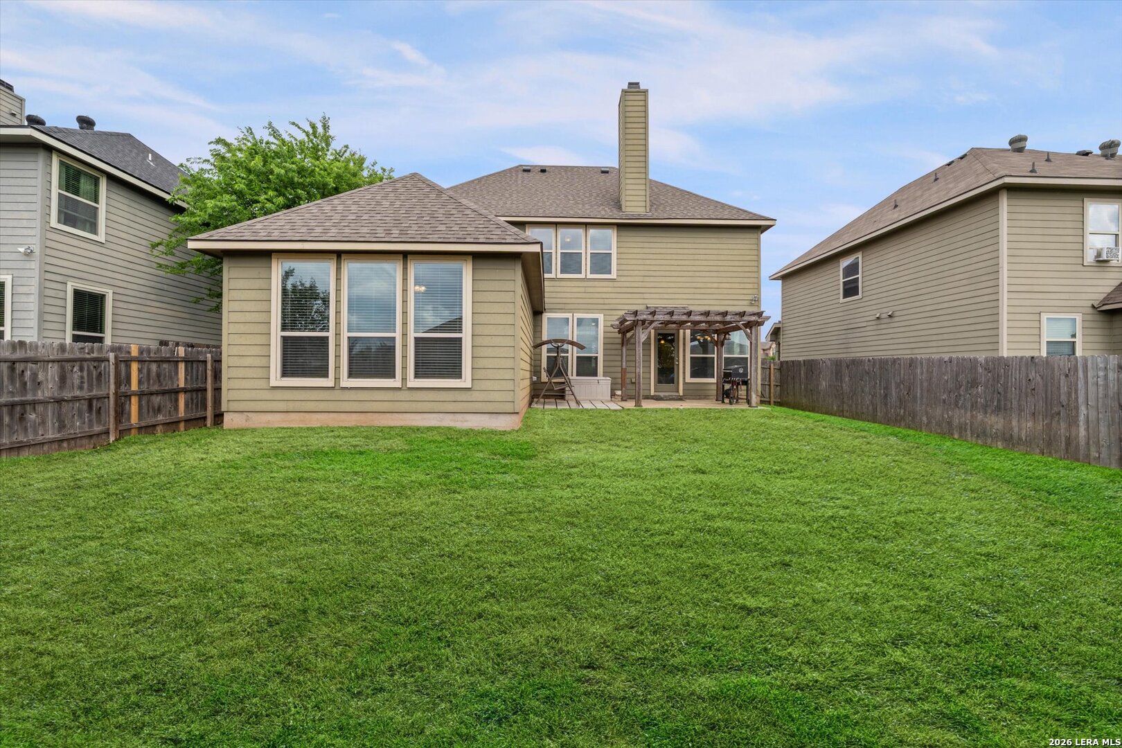 main property photo 25