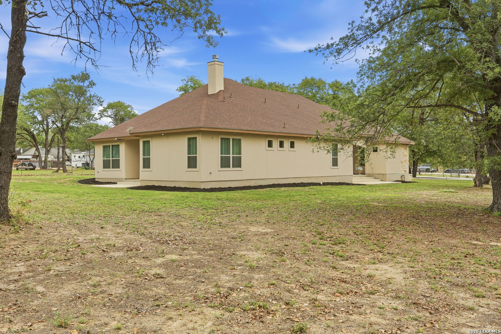 main property photo 41