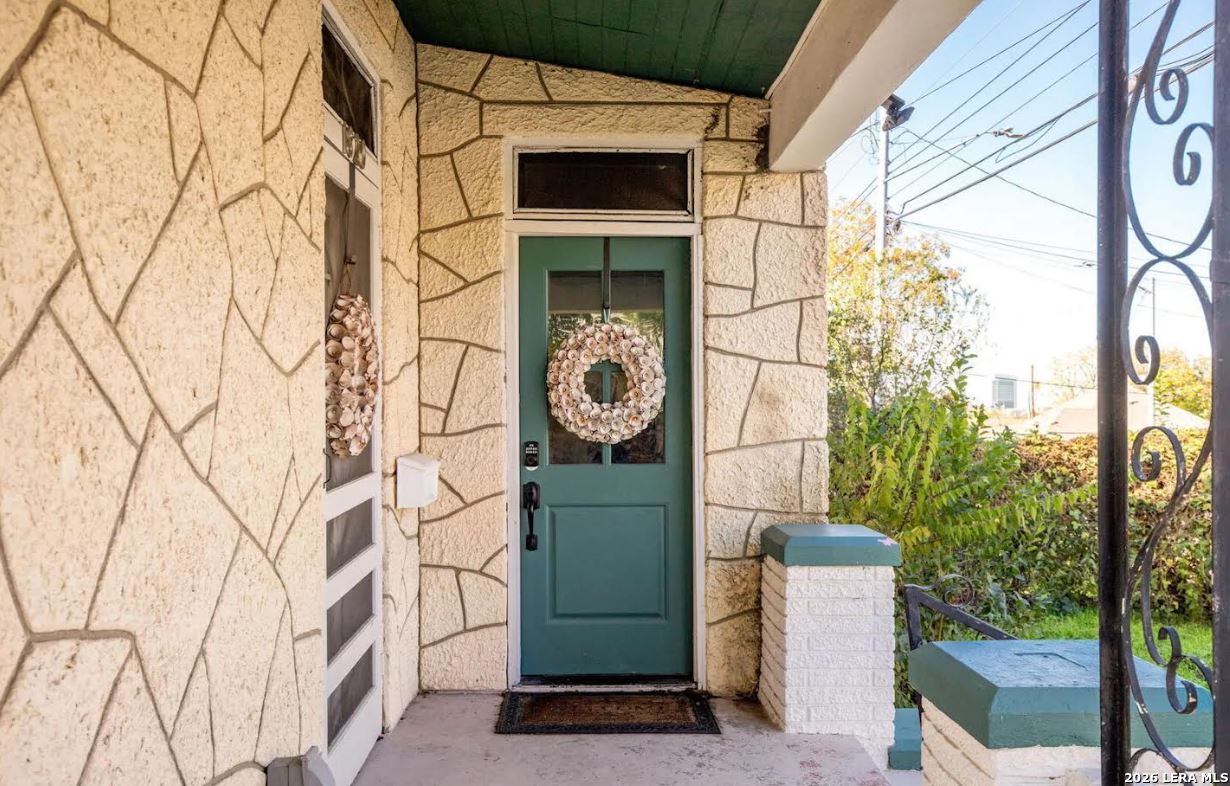 main property photo 17