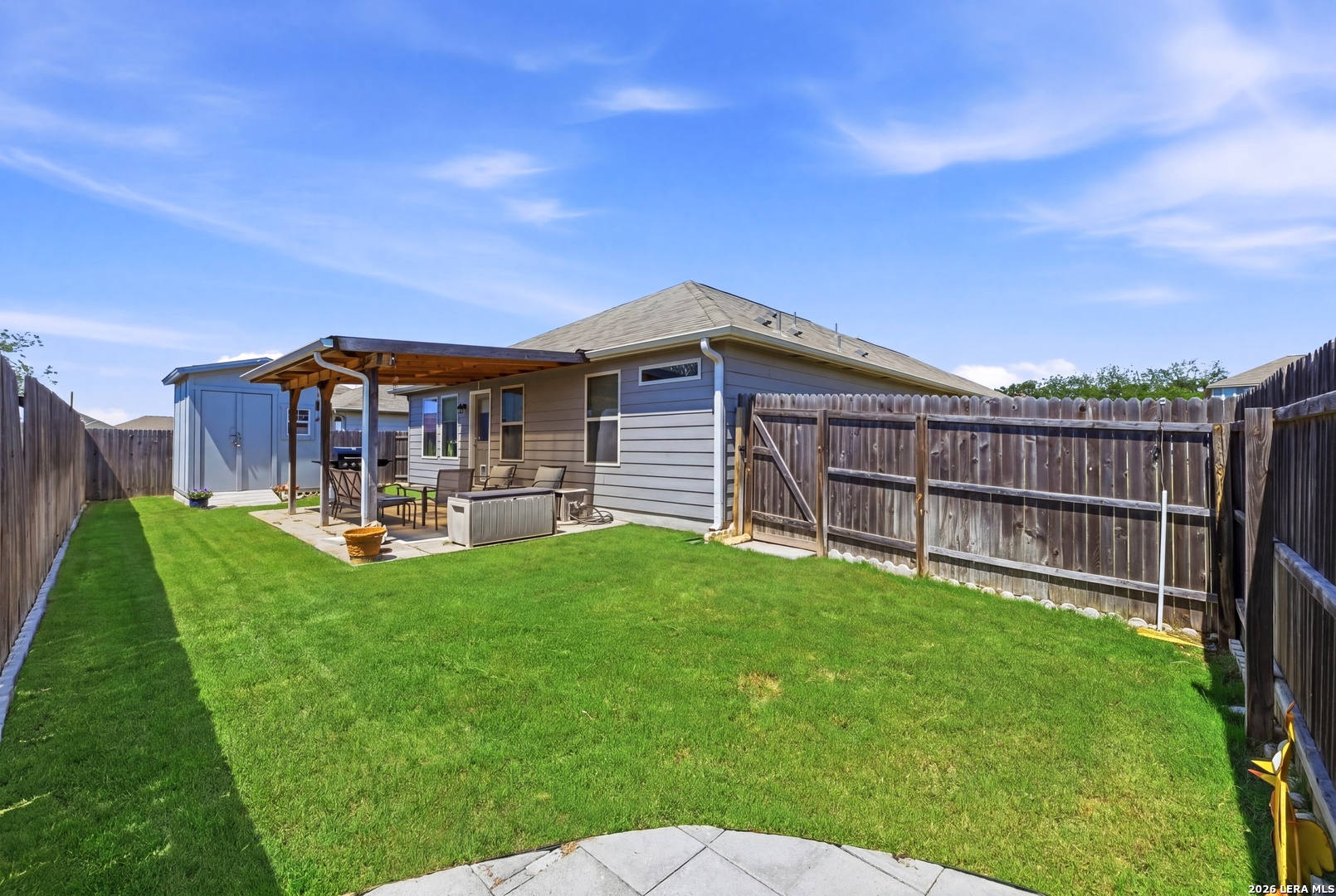 main property photo 30