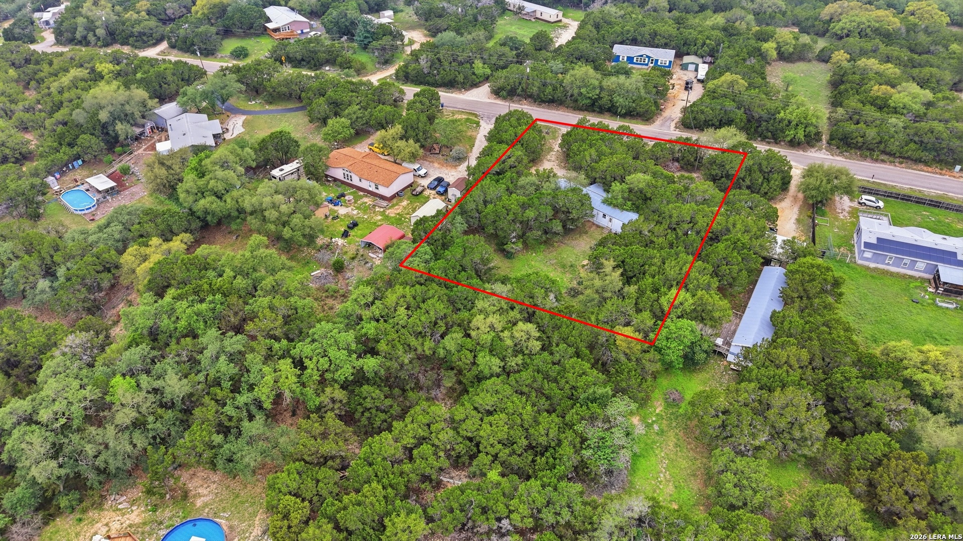 main property photo 6