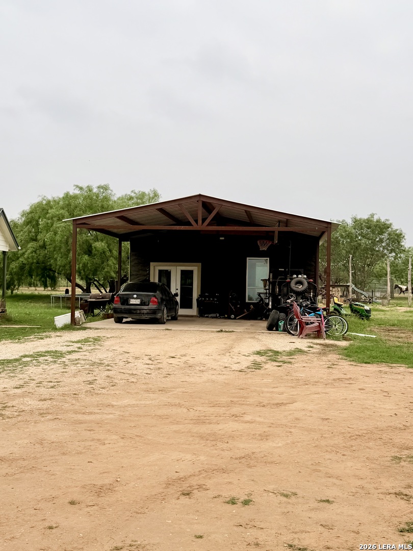 main property photo 18