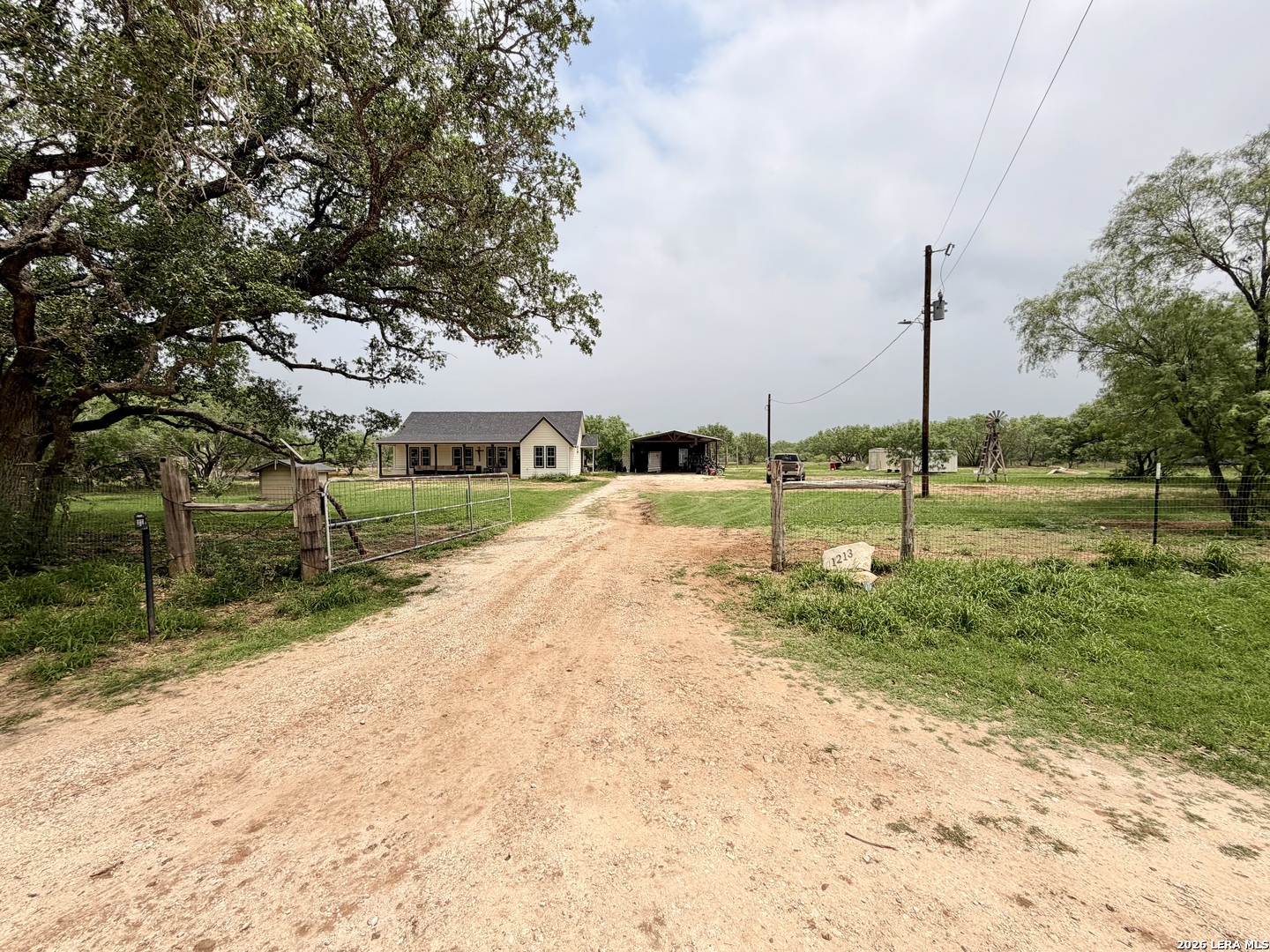 main property photo 5