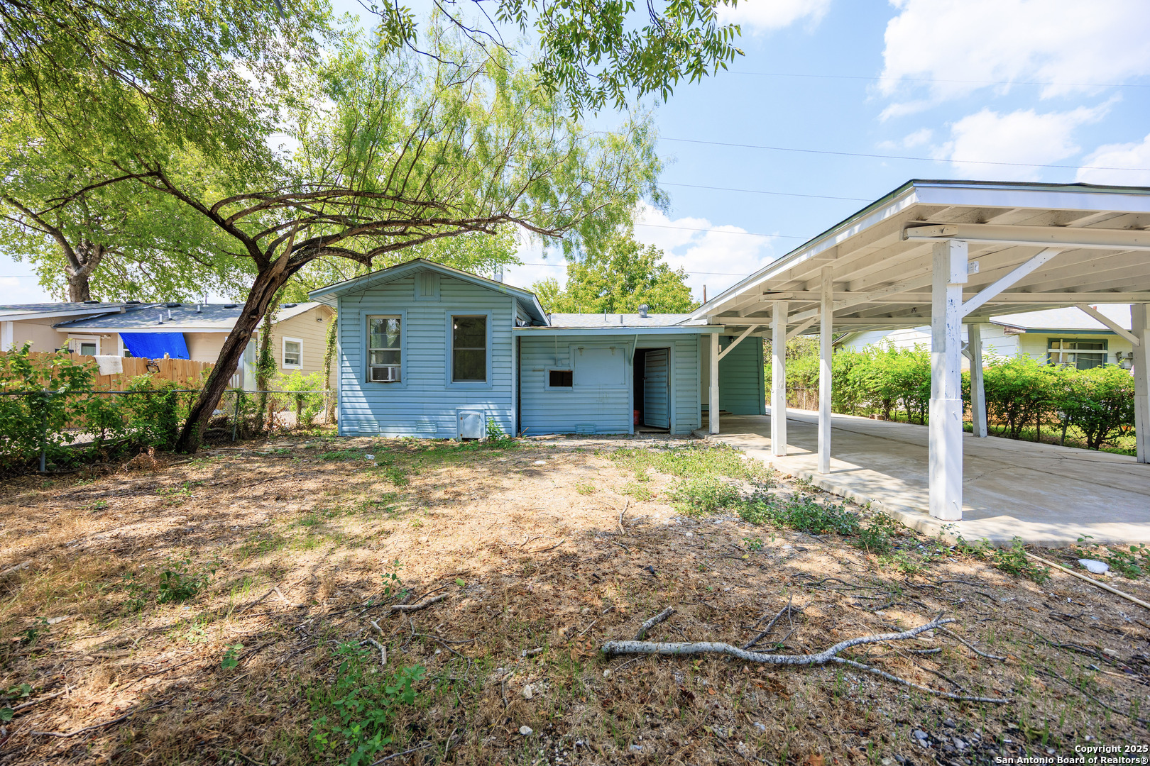 main property photo 25