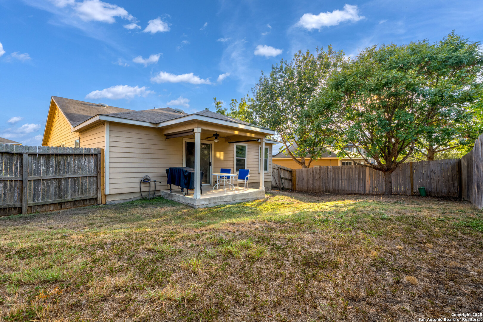 main property photo 23