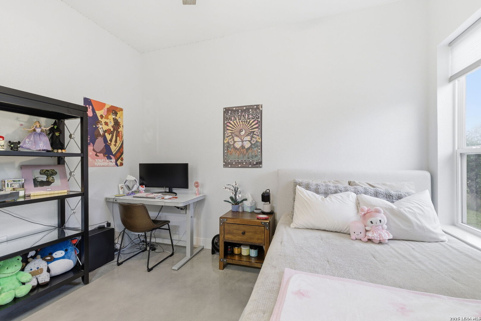 main property photo 50