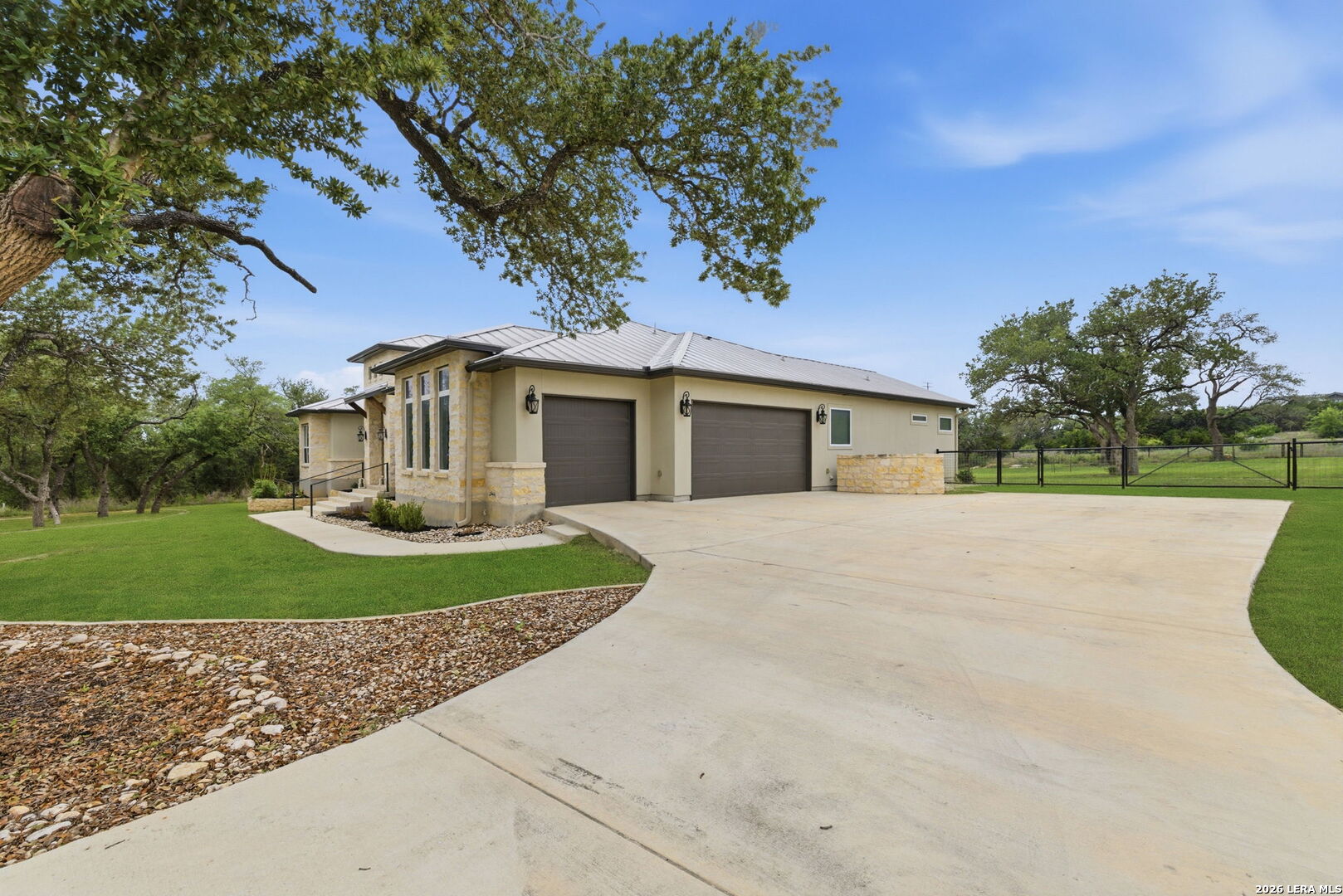 main property photo 57